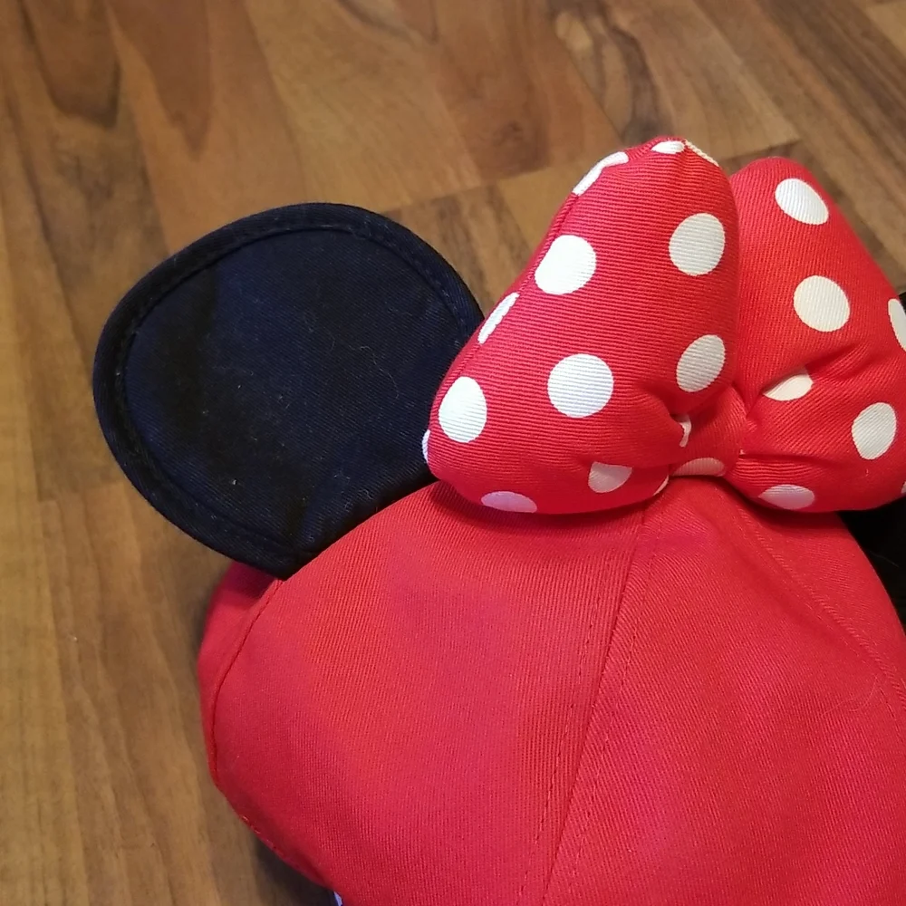 Disney Disneyland Parks Minnie Mouse Ears Hat with Polka Dot Puffy Bow Youth